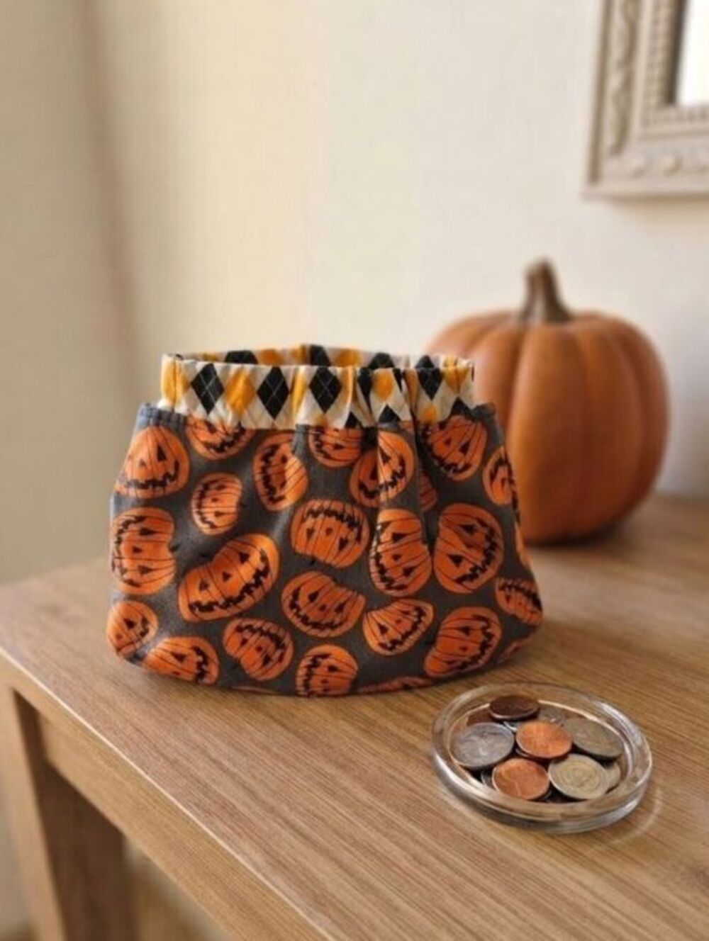 Halloween Squeeze Snap Pouch Pumpkin Candy Corn Accessory Bag